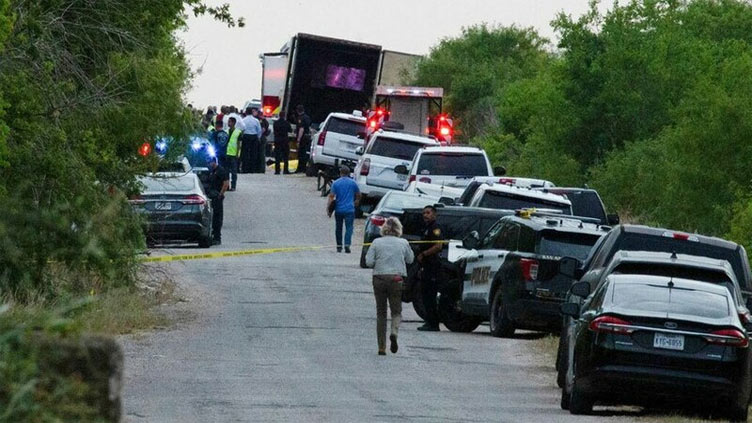 46 migrants found dead in trailer truck in Texas
