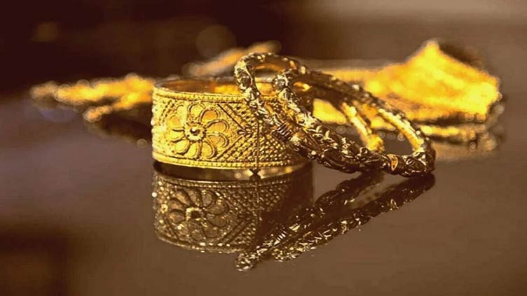 Gold prices increase Rs 150 per tola 