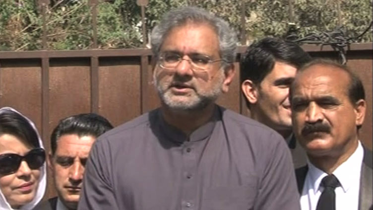 No-trust motion can succeed even without Chaudhry brothers: Abbasi