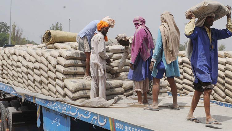 Cement despatches declined by 4.75pc in Feb 2022