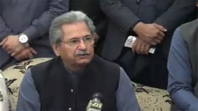 Opposition's no-trust bid against PM Imran will fail: Shafqat