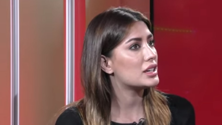 Mehwish Hayat irked with fans for 'crossing limits'