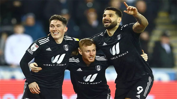 Five-goal Fulham too strong for Swansea in English Championship