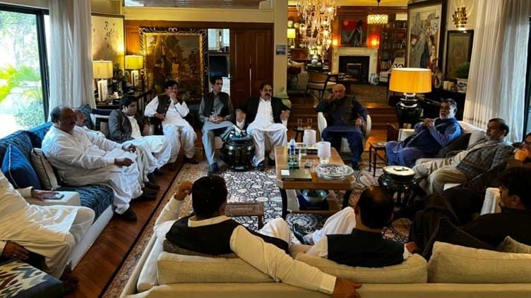 PML-N contacts Tareen group amid rapidly evolving political situation