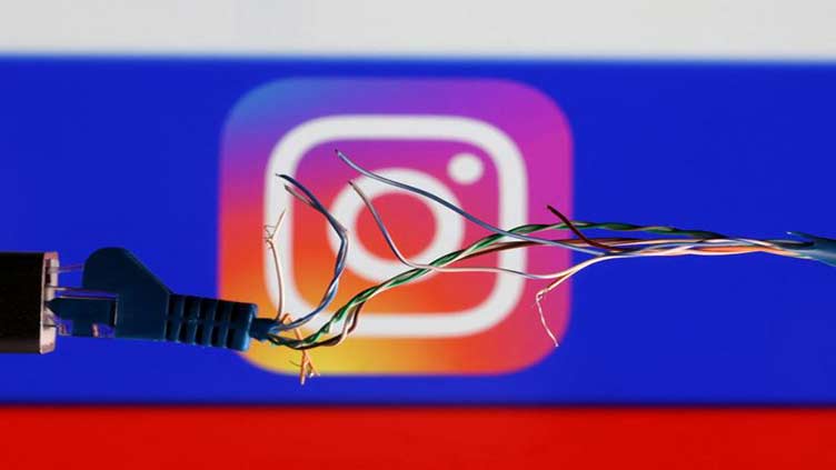 Instagram users in Russia are told service will cease from midnight