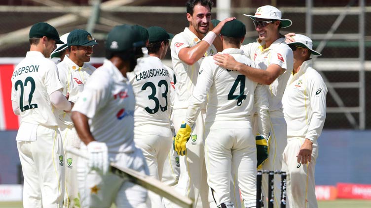 Starc triple strike leaves Pakistan reeling in second Australia Test