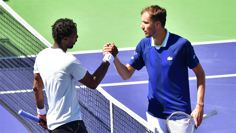 Medvedev upset by Monfils at Indian Wells, loses No.1 ranking