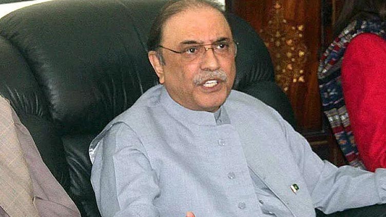 Zardari directs PPP MNAs to ensure attendance for voting on no-trust motion