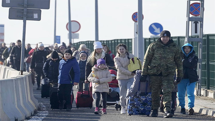 'Terrible milestone' of three million refugees fleeing Ukraine