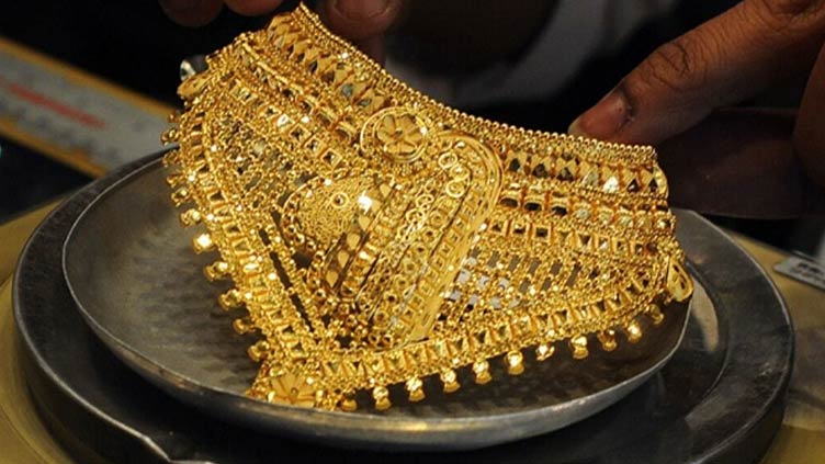 Gold prices increase Rs 100 to Rs 130,250 per tola 