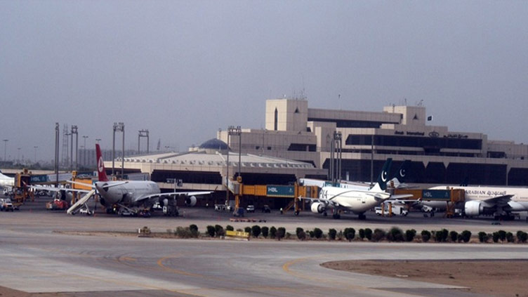 Delhi-Doha flight makes emergency landing at Karachi airport