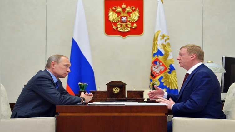 Some prominent Russians quit jobs, refuse to support war