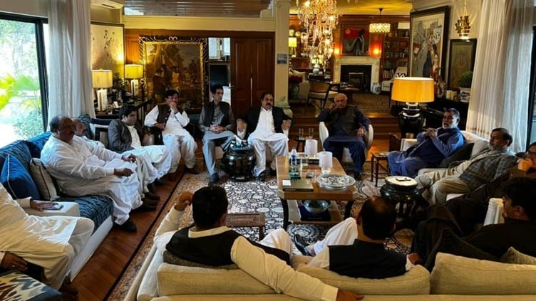 Tareen group decides not to attend PTI's March 27 rally