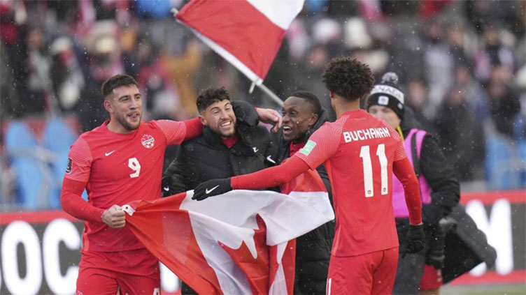 Canada beat Jamaica 4-0 to reach first World Cup in 36 years