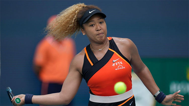 Osaka breezes into last four at Miami