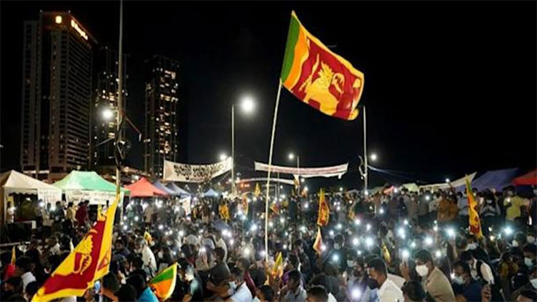 Thousands of Sri Lankans rally over government handling of crisis