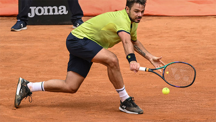 Veteran Wawrinka rekindles fire with rare win in Rome