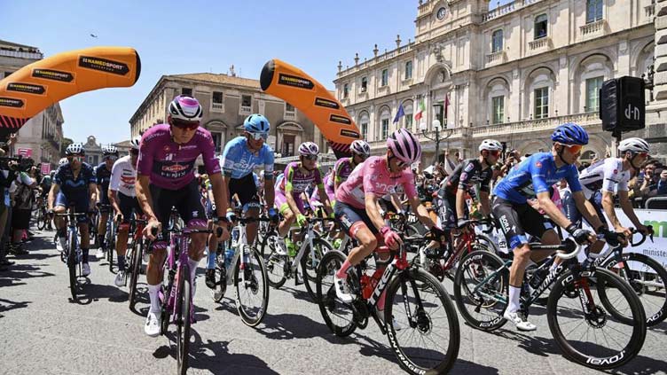 Démare sprints to win 5th stage of Giro, Lopez stays in pink