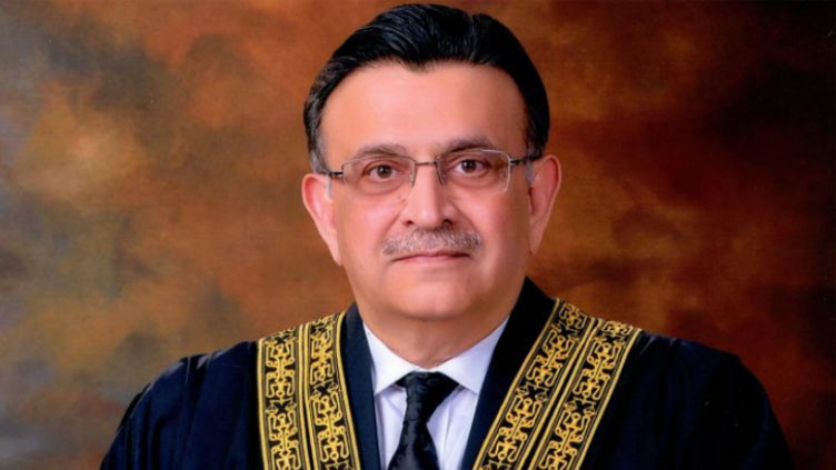 CJP takes suo motu notice of govt's interference in investigative institutions