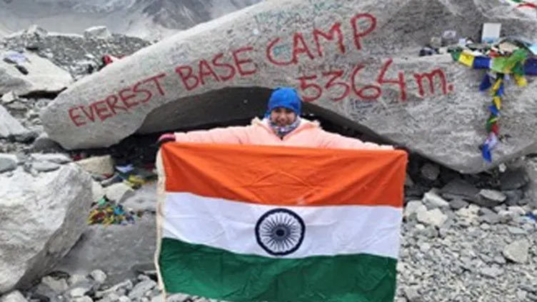 10-year-old girl from India climbs Mount Everest: report