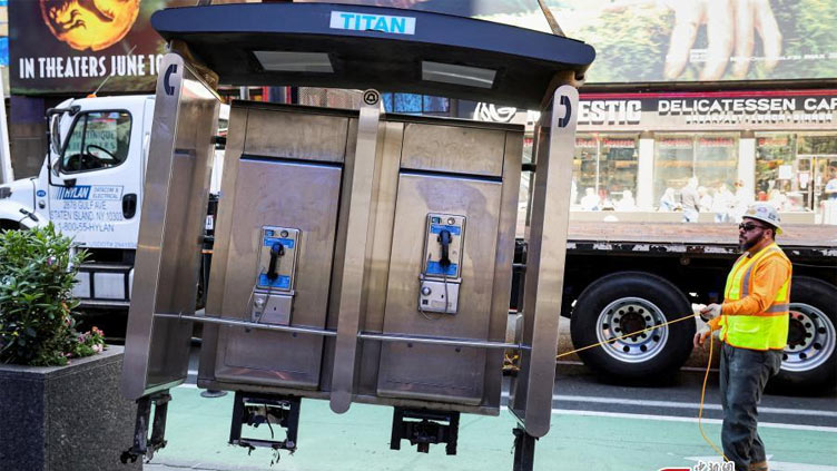 End of an era as New York removes last public payphone