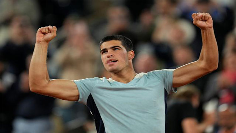 Alcaraz youngest man to reach French Open last 16 since 2006
