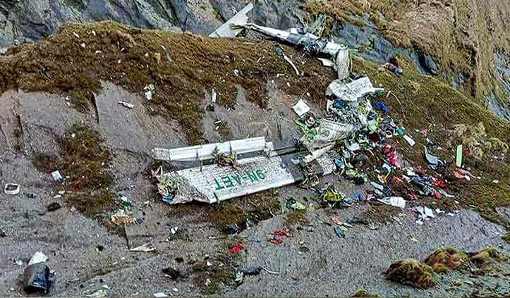 Bodies pulled from wreckage of missing Nepal plane