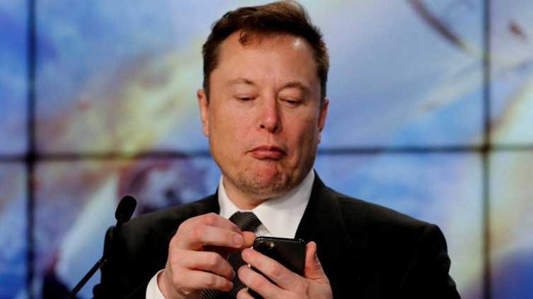  Elon Musk, who runs four other companies, will now be Twitter CEO
