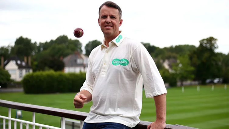Graeme Swann to mentor England Lions' spinners