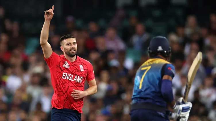  England into World Cup semi-finals, champions Australia out