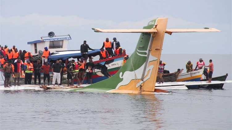 19 killed after plane plunges into Lake Victoria in Tanzania