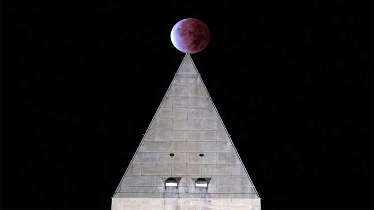   'Beaver blood moon' offers world’s last total lunar eclipse until 2025