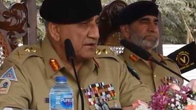 COAS Gen Bajwa visits Multan Garrison