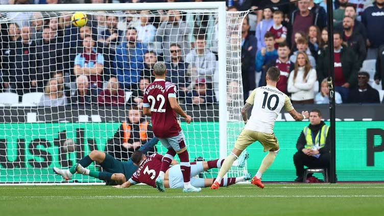 Leicester beat West Ham to win on the road again