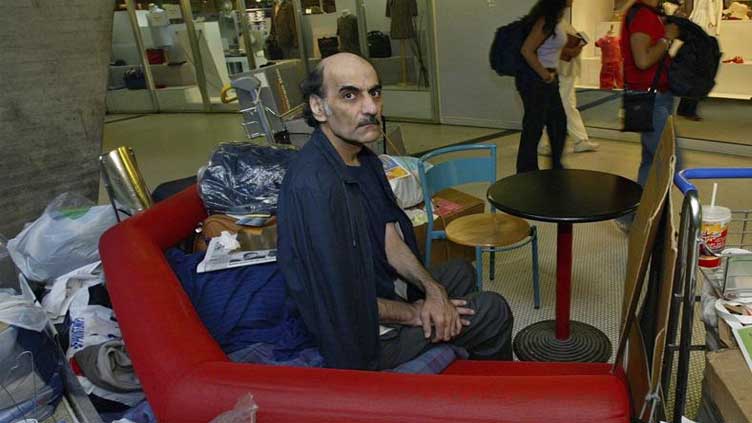  Iranian who inspired 'The Terminal' dies at Paris airport