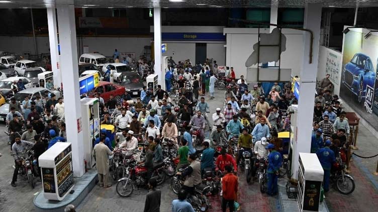 Govt keeps petroleum prices unchanged for next fortnight