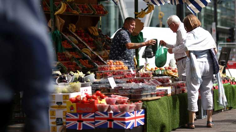  UK inflation hits 41-year high as Hunt readies tough budget