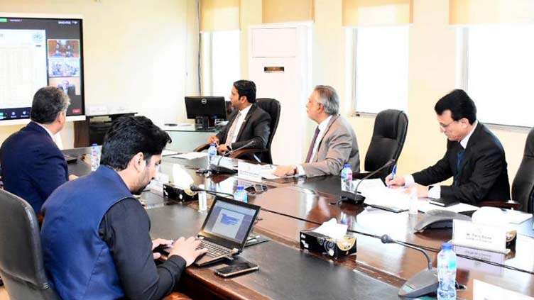 Government to provide housing facilities to low, middle income groups: Dar