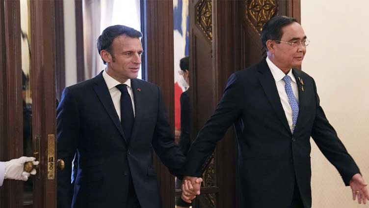  Macron says World Cup in Qatar 'should not be politicized'