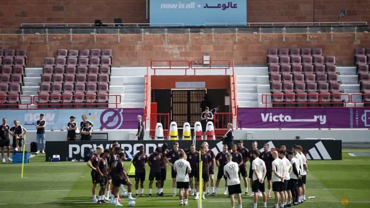 L'attaquant allemand Fuellkrug manque son premier entraînement au Qatar en raison de la grippe