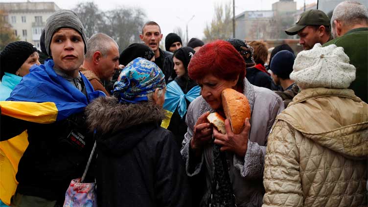  In newly liberated Kherson, Ukrainians celebrate but worry about what's next