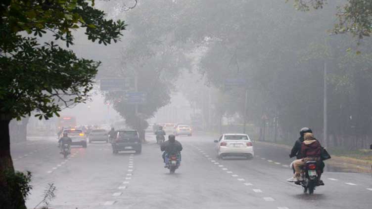 Foggy conditions likely to prevail over plain areas of Punjab:PMD