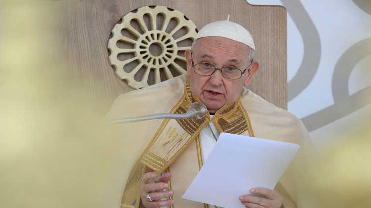  Pope begs Putin to end 'spiral of violence and death', cites nuclear threat