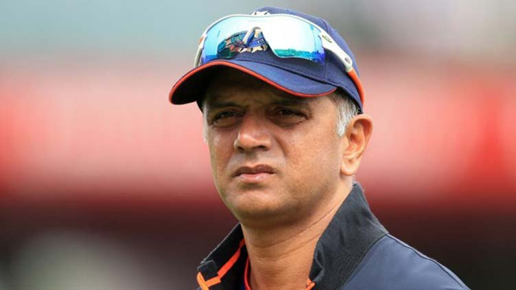 India bowlers must start delivering in final overs: Dravid