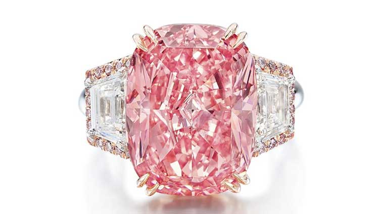  Pink diamond sells for record $49.9M at Hong Kong auction