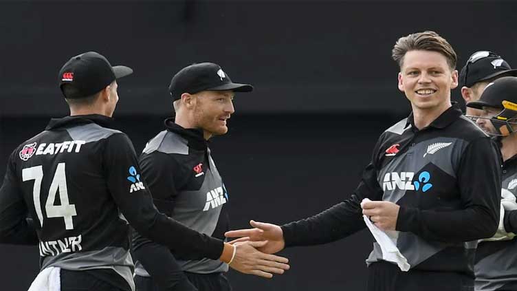  New Zealand beats Bangladesh by 8 wickets in NZ Tri-Series