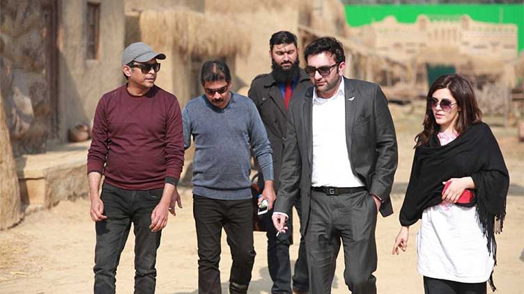 Fans' excitement increases as executive producer shares snippets from set of Maula Jutt