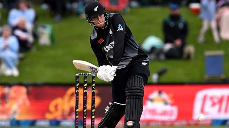 New Zealand beat Pakistan by nine wickets