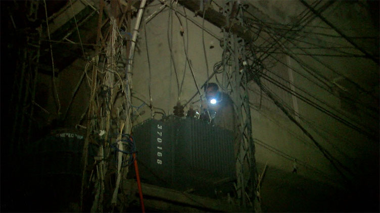 Major power breakdown: Parts of Lahore without electricity for more than 12 hours