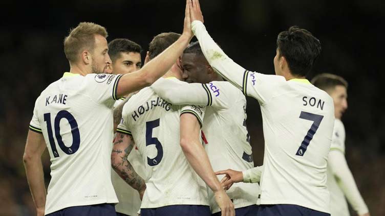 Tottenham beats Everton 2-0 and upholds perfect home record